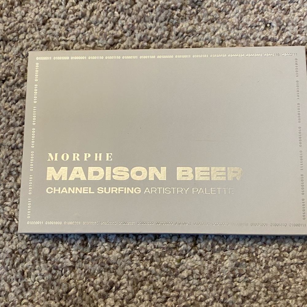 Morphe Madison Beer palette